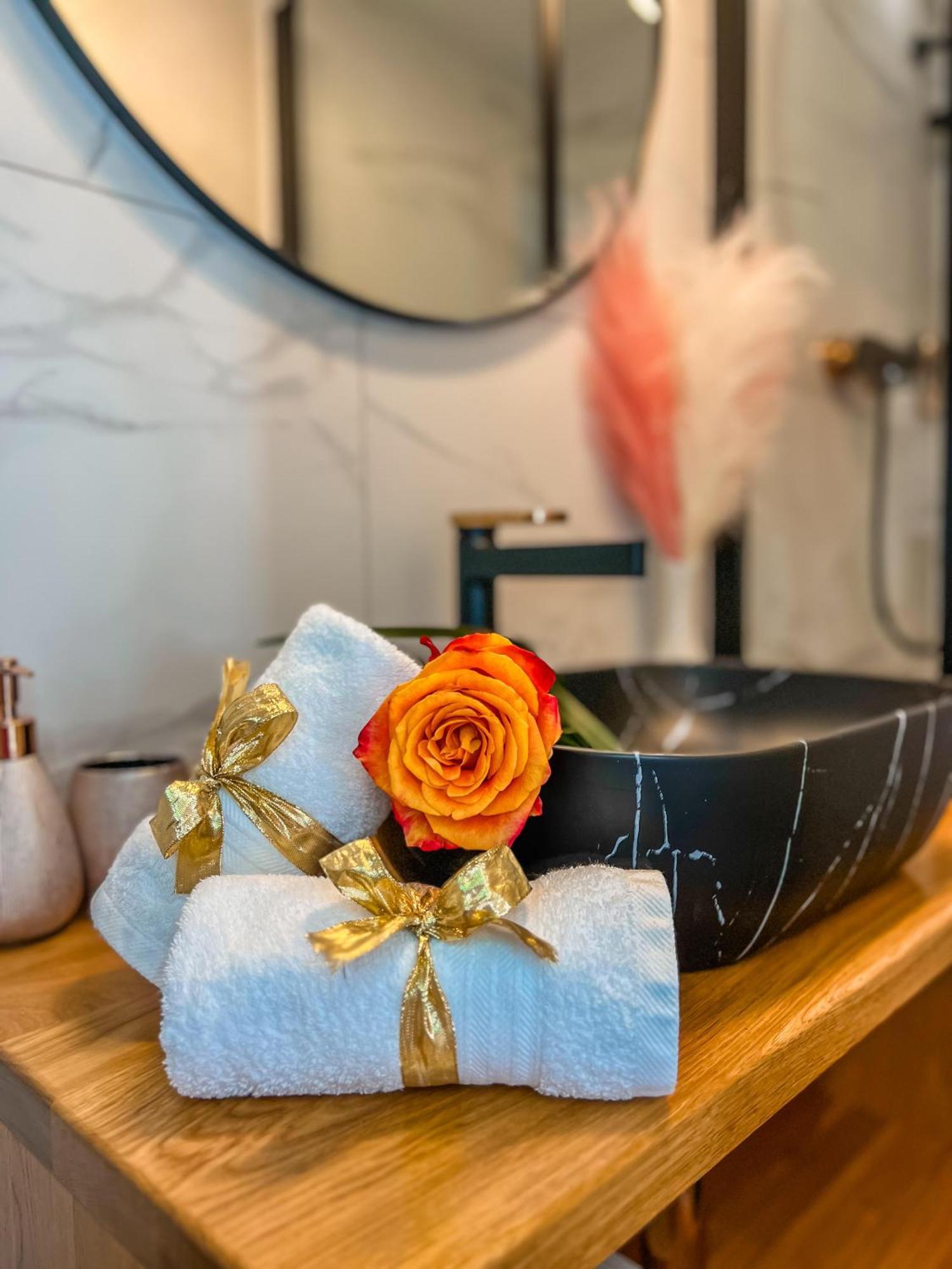 Apartment Sova Or Deluxe Room 33 블레드 외부 사진