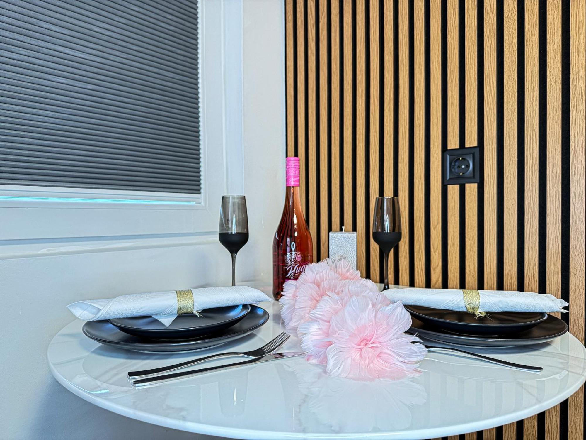 Apartment Sova Or Deluxe Room 33 블레드 외부 사진